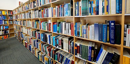 Delovni čas Knjižnice Mirka Ilešiča Pravne fakultete Univerze v Mariboru