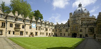 Brasenose College Univerze v Oxfordu v Veliki Britaniji.