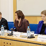 Okrogla miza na temo PLATFORMNE EKONOMIJE z uglednimi gosti - Slika 17