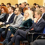 Okrogla miza na temo PLATFORMNE EKONOMIJE z uglednimi gosti - Slika 1