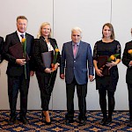 Druga z desne, doc. dr. Petra Weingerl (UM PF); Foto: Gv Založba