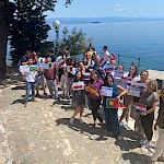 Študentki Asja Lešnik in Kaja Lenart na European Law and Economy Summer School v Iki - Slika 1