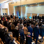 Rektorjeva nagrada v roke diplomantu Andreju Bitrakovu ob Rektorjevem dnevu 2023 - Slika 4
