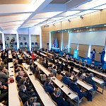 Rektorjeva nagrada v roke diplomantu Andreju Bitrakovu ob Rektorjevem dnevu 2023 - Slika 5