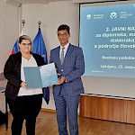 Varuh človekovih pravic je podelil priznanje za drugo mesto v kategoriji magistrskih nalog magistrantki Sanji Čahuk - Slika 1