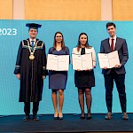 Z leve proti desni: rektor UM red. prof. dr. Zdravko Kačič, Patricija Glavica, Vita Višič in Andrej Stanišić