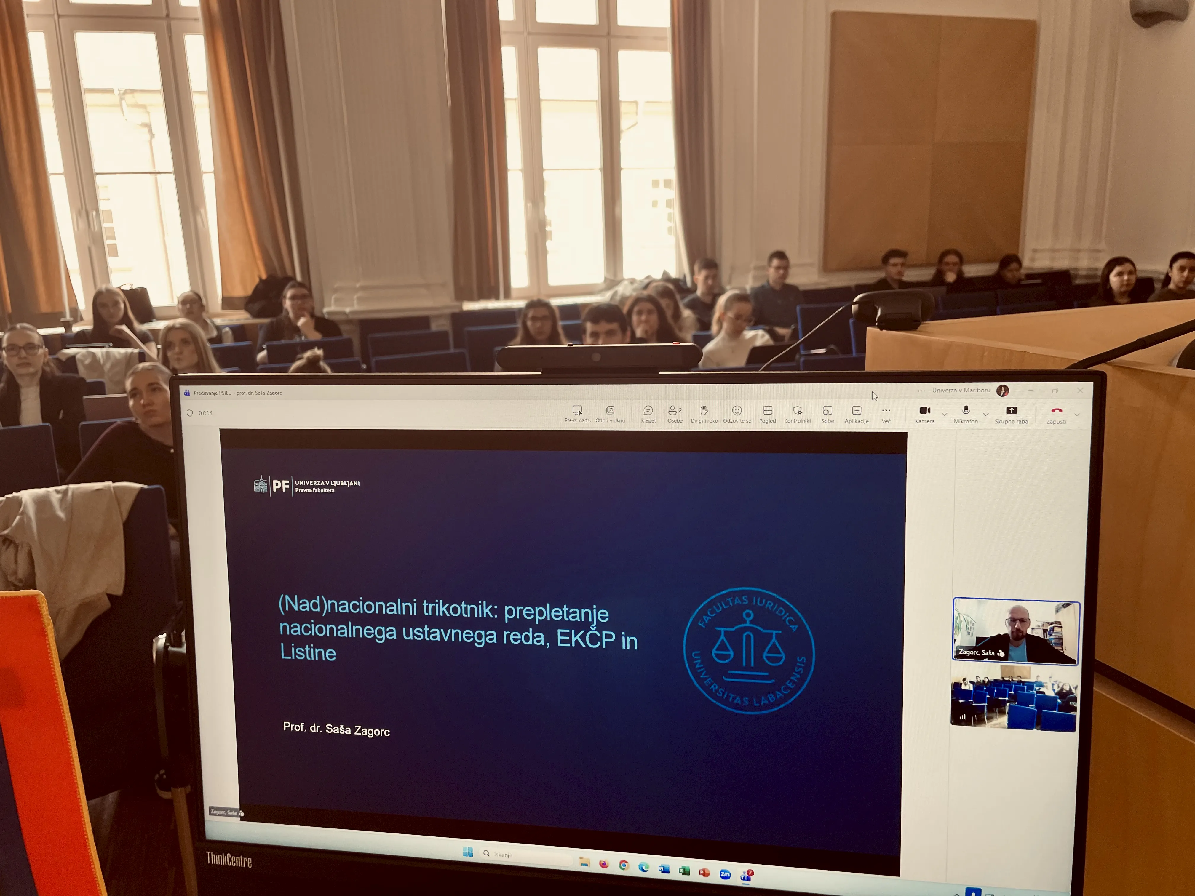 Gostujoče predavanje prof. dr. Saše Zagorca preko spleta in študenti v pred. AM