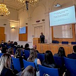 Gostujoče predavanje češke sodnice dr. Ivane Hrdličkove v predavalnici AM