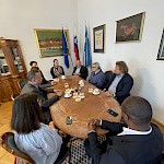 Gostujoča predavateljica češka sodnica dr. Ivana Hrdličkova v dekanatu na PF UM