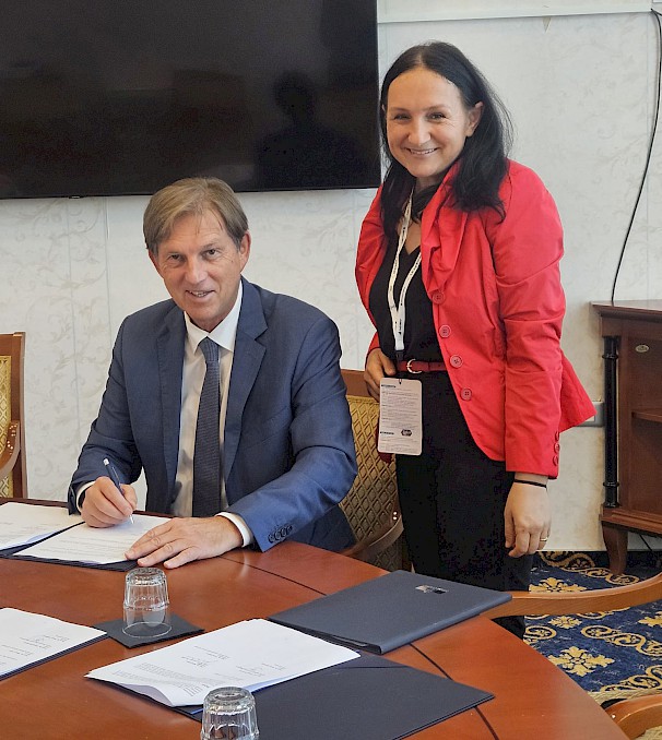 Dekan Pravne fakultete Ljubljana in red. prof. dr. Janja Hojnik s PF UM